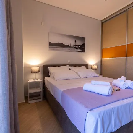 Hotel Breezy Palms *