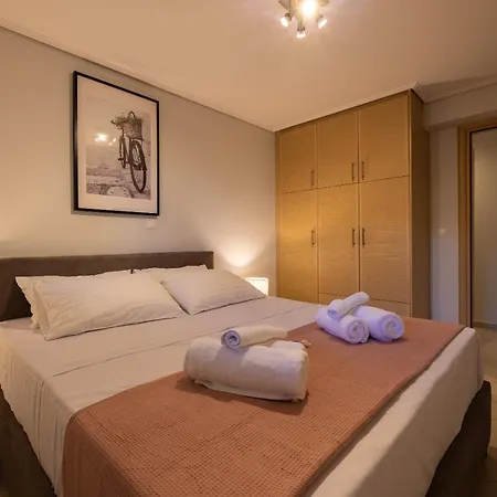 Hotel Breezy Palms
